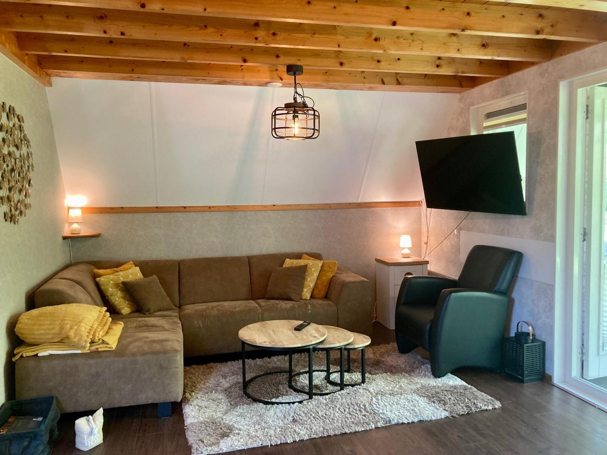 De Druif 6 Pers Holiday Home Close To The National Park Lauwersmeer Anjum Eksteriør bilde